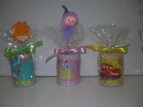 CUBILETES METÁLICOS DISNEY.gif